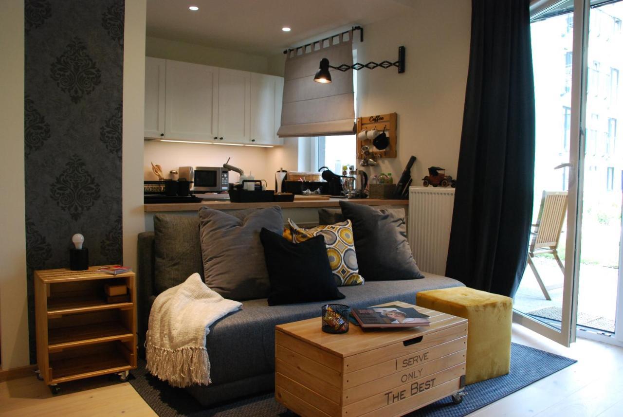Relax&Comfort New Waw 50 Sqm With Terrace, Garden, Free Parking And Ac Warszawa Zewnętrze zdjęcie