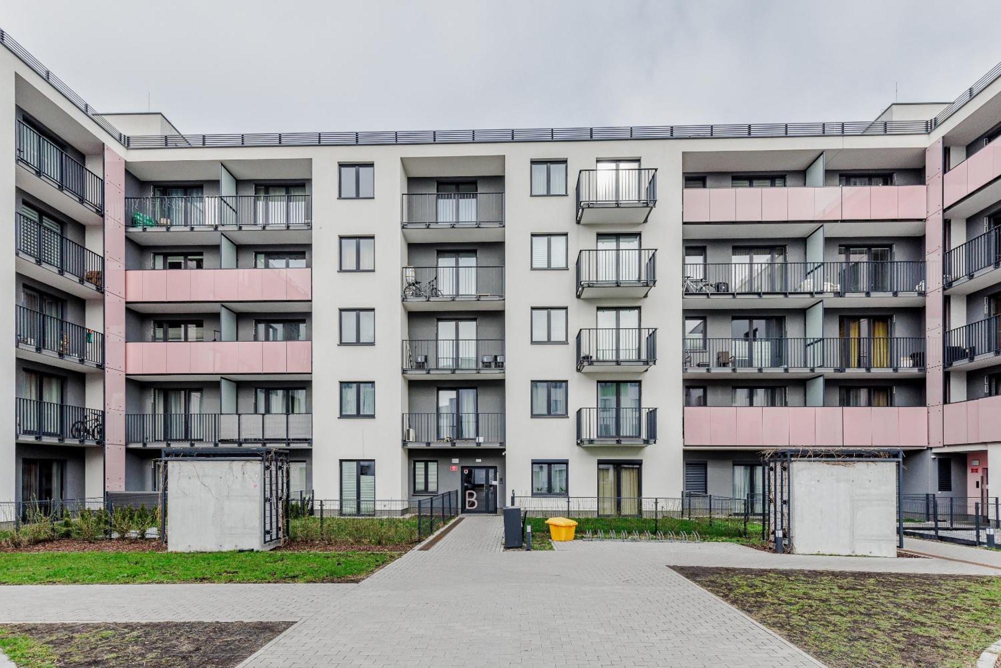 Relax&Comfort New Waw 50 Sqm With Terrace, Garden, Free Parking And Ac Warszawa Zewnętrze zdjęcie