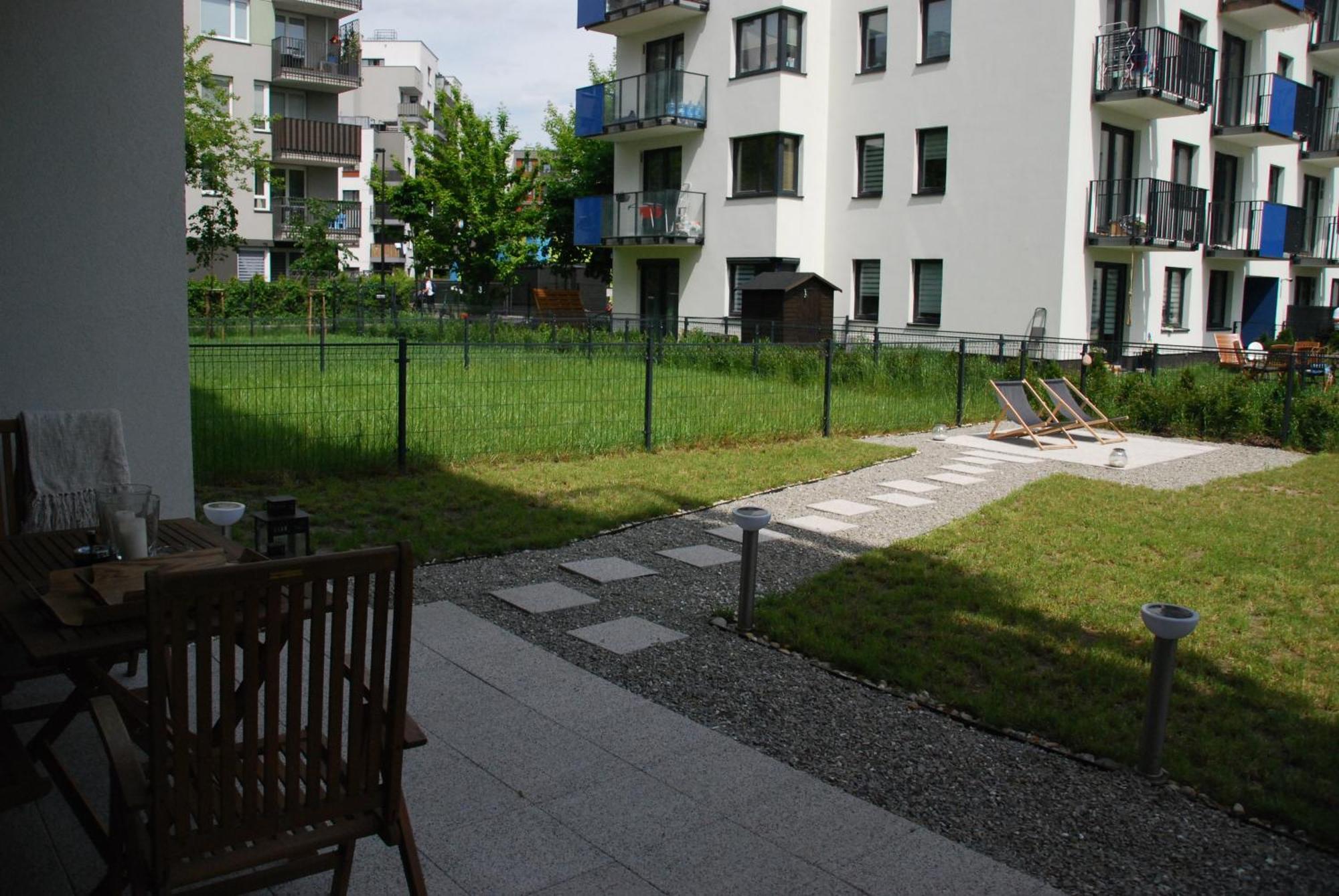 Relax&Comfort New Waw 50 Sqm With Terrace, Garden, Free Parking And Ac Warszawa Zewnętrze zdjęcie