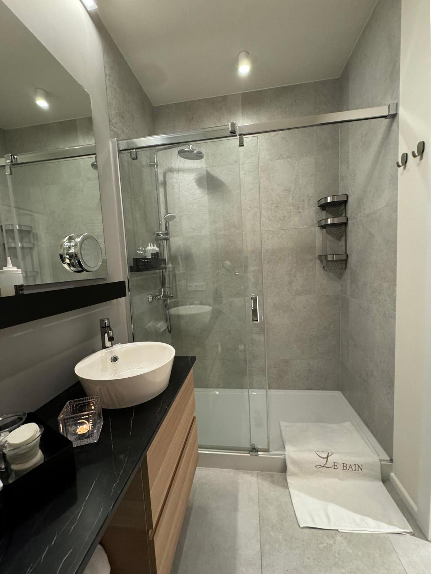 Relax&Comfort New Waw 50 Sqm With Terrace, Garden, Free Parking And Ac Warszawa Zewnętrze zdjęcie