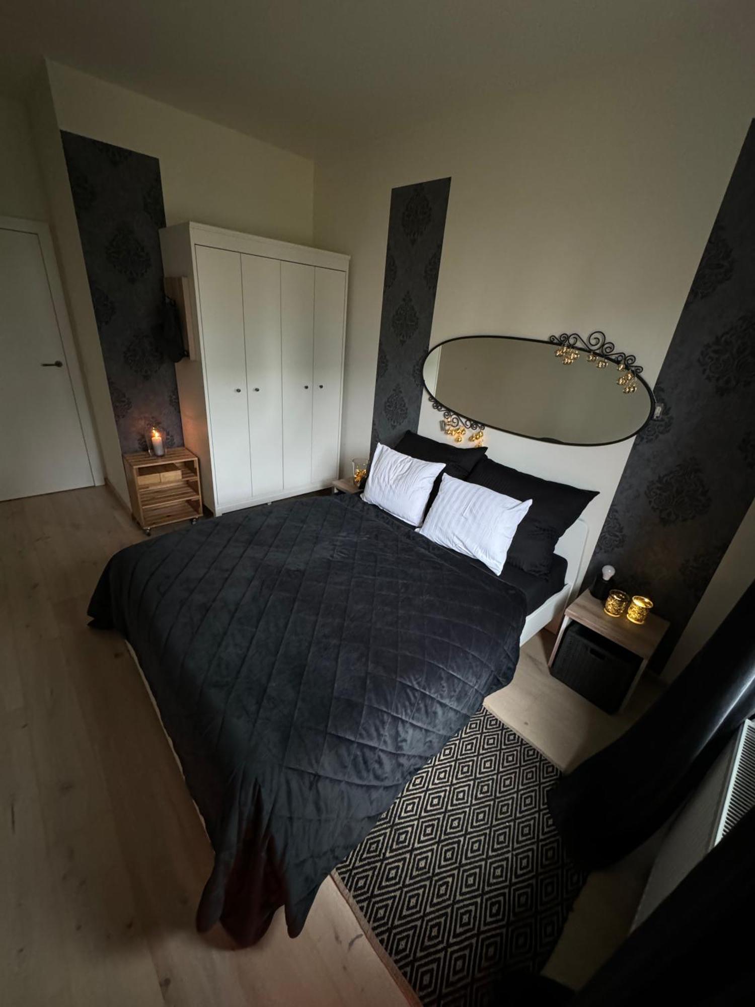 Relax&Comfort New Waw 50 Sqm With Terrace, Garden, Free Parking And Ac Warszawa Zewnętrze zdjęcie