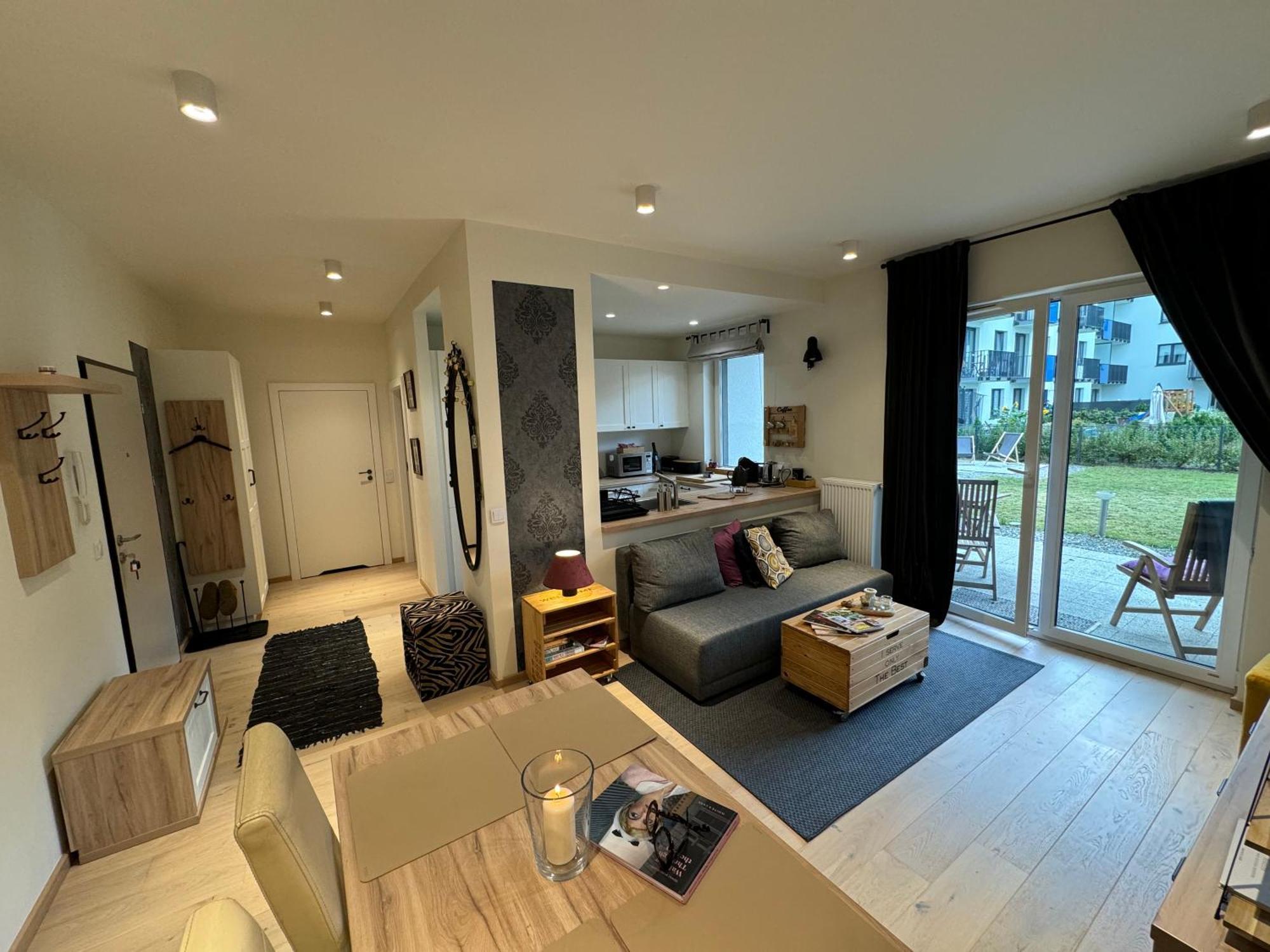 Relax&Comfort New Waw 50 Sqm With Terrace, Garden, Free Parking And Ac Warszawa Zewnętrze zdjęcie