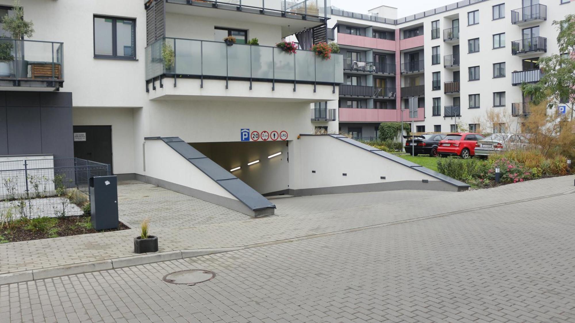 Relax&Comfort New Waw 50 Sqm With Terrace, Garden, Free Parking And Ac Warszawa Zewnętrze zdjęcie